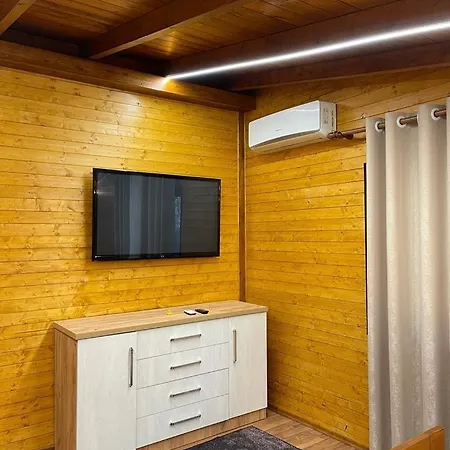 Mikpritja 2 Villa Velipoje